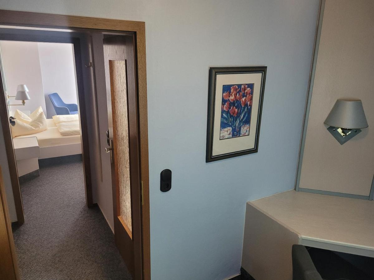 Ems-Hotel Emden Eksteriør billede