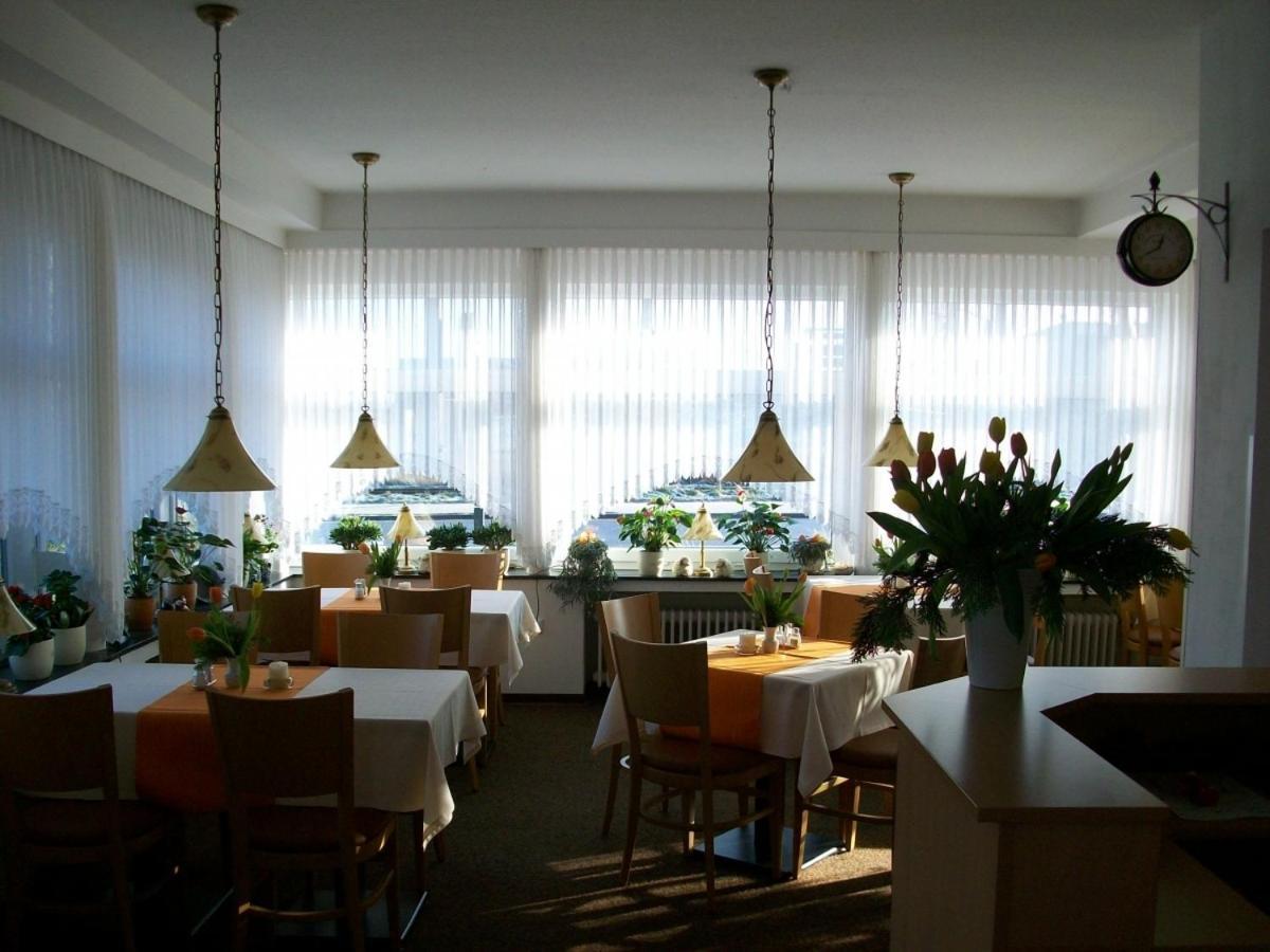 Ems-Hotel Emden Eksteriør billede